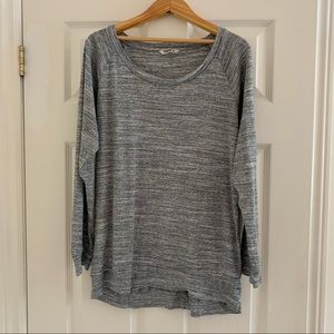 Aritzia TNA Long-sleeved Top in Grey